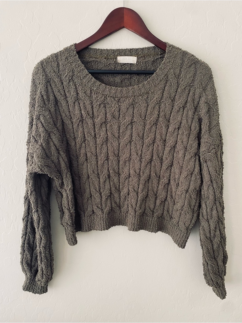 Altard State Olive Green Boucle Cable Knit Cropped Sweater Size Small Boho